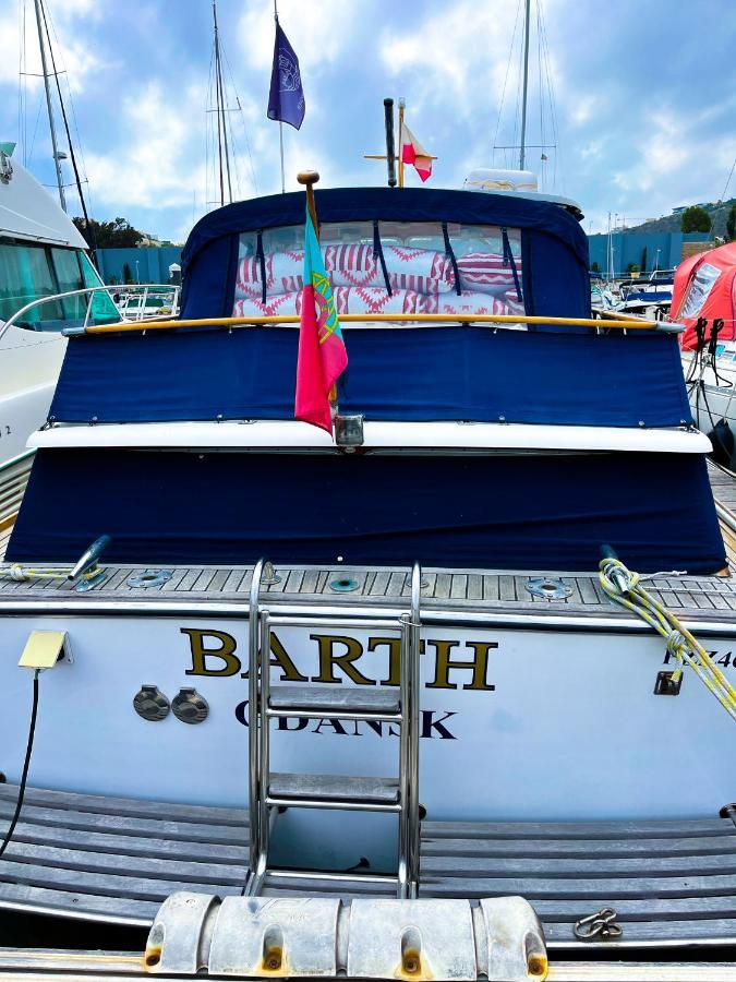 Botel In A Yacht - Algarve *