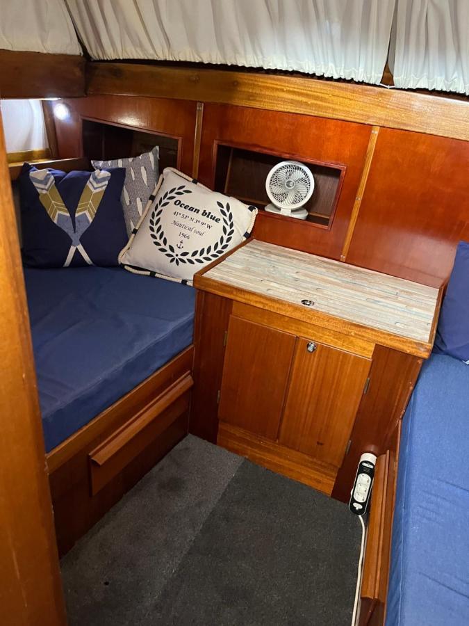 In A Yacht - Algarve Hotel en barco