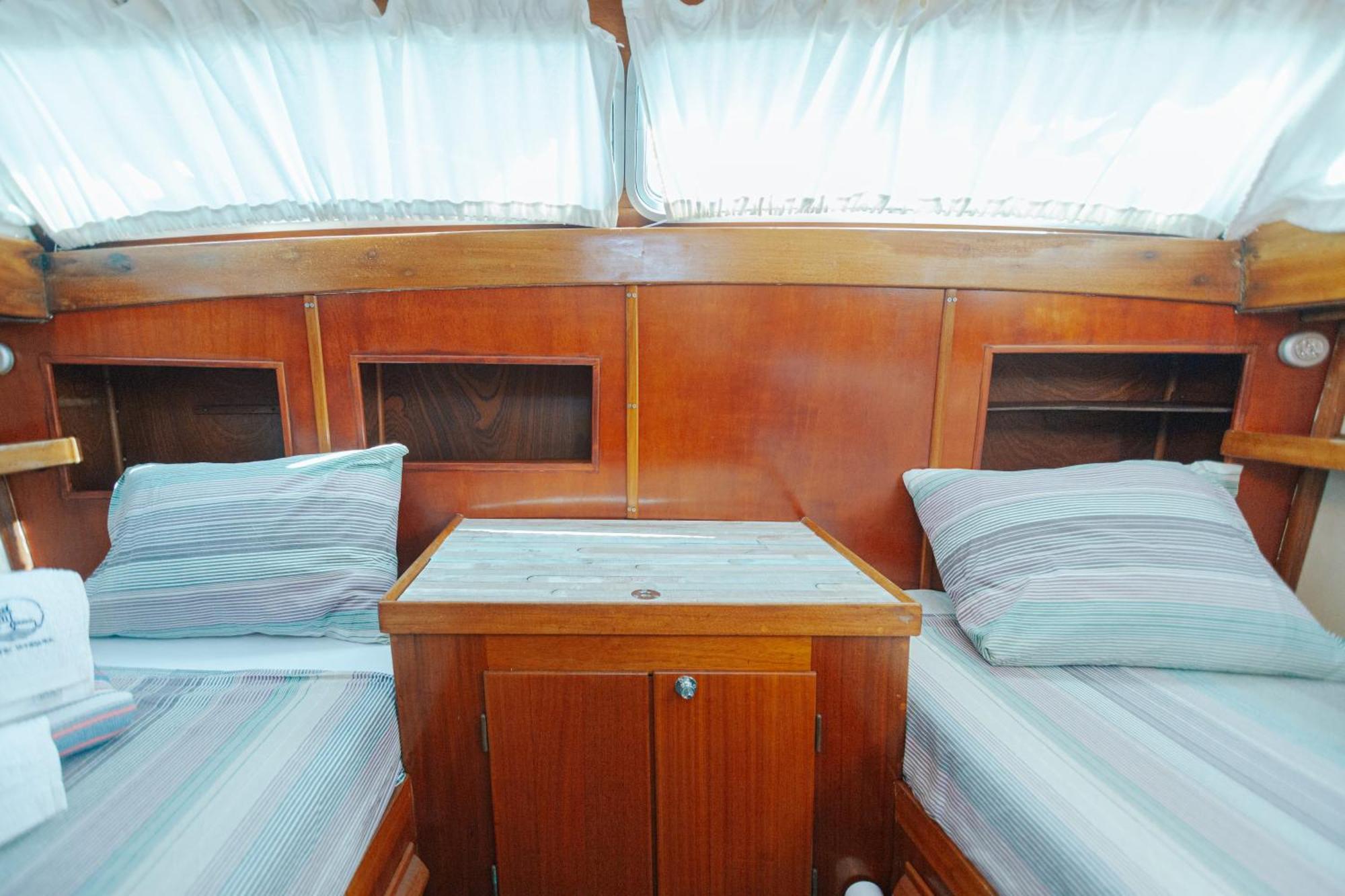 In A Yacht - Algarve